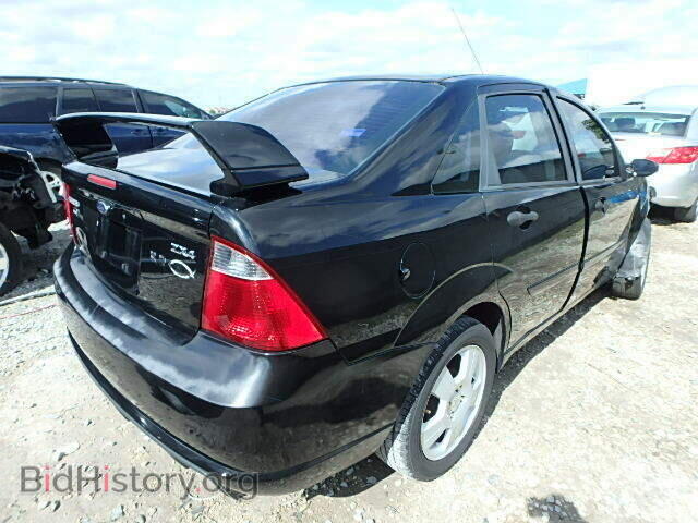 2006 FORD FOCUS - VIN: 1FAFP34N46W153473 - Photo 4
