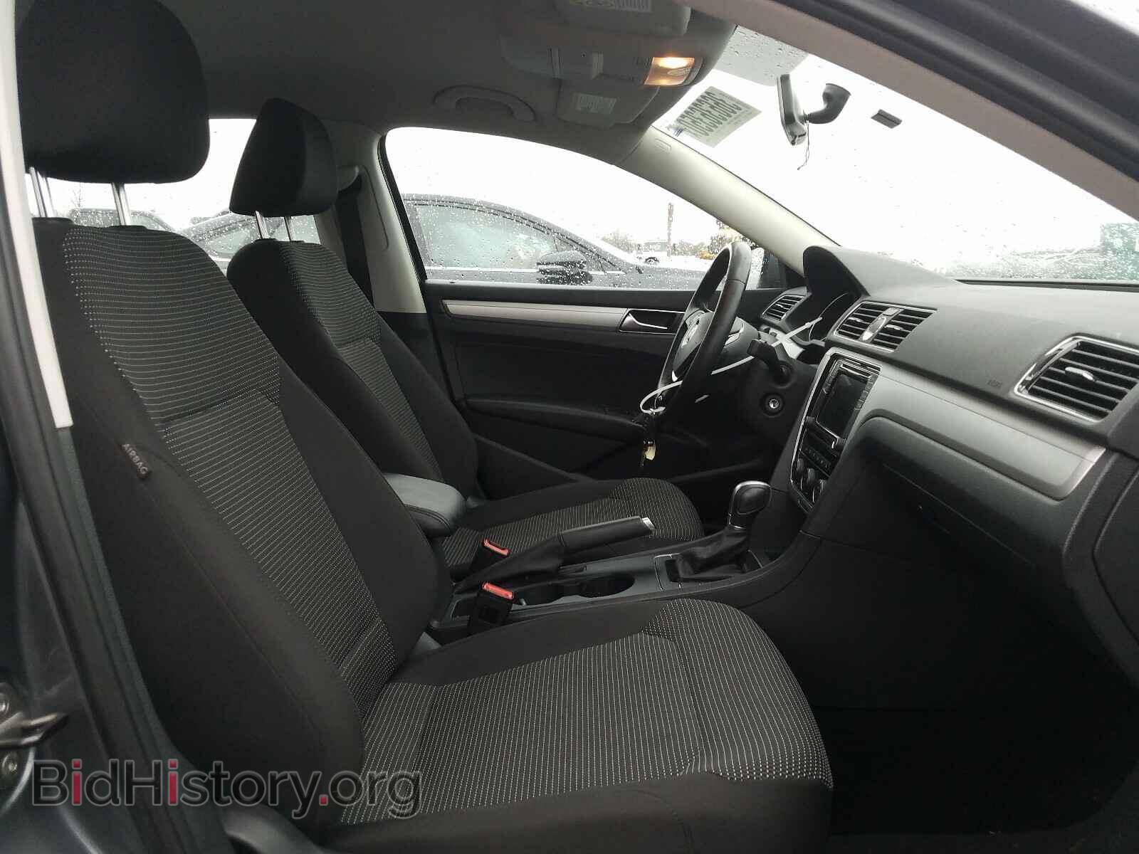 2017 VOLKSWAGEN PASSAT - VIN: 1VWAT7A35HC002010 - Фото 5