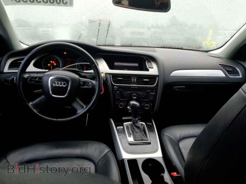 2010 Audi A4 (VIN WAUFFAFL7AN027164) — photo 8 of 12