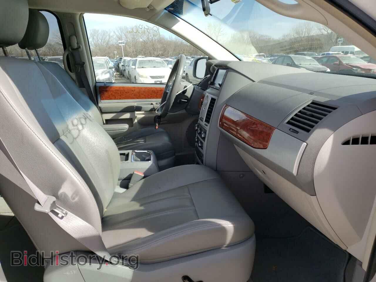 2009 CHRYSLER MINIVAN - VIN: 2A8HR54159R558043 - Photo 5