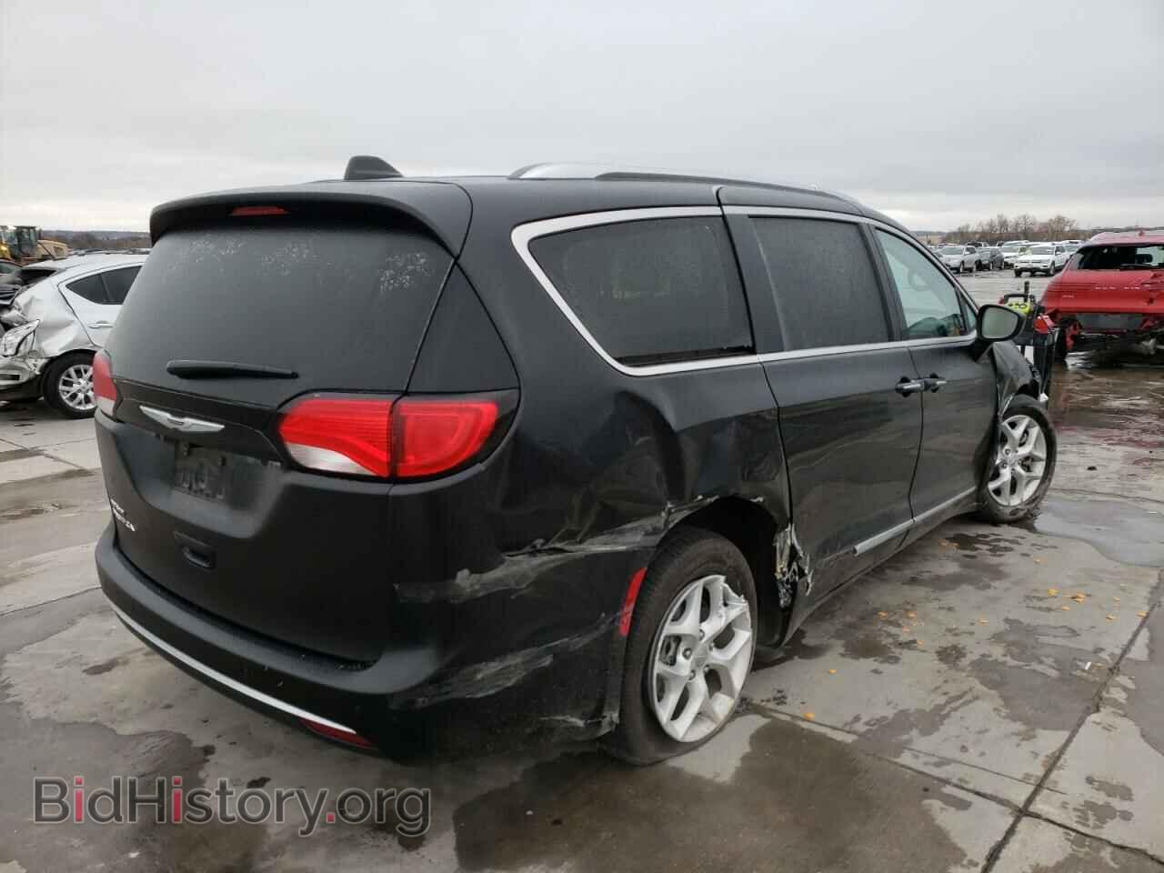 2017 CHRYSLER PACIFICA - VIN: 2C4RC1EGXHR644486 - Photo 4