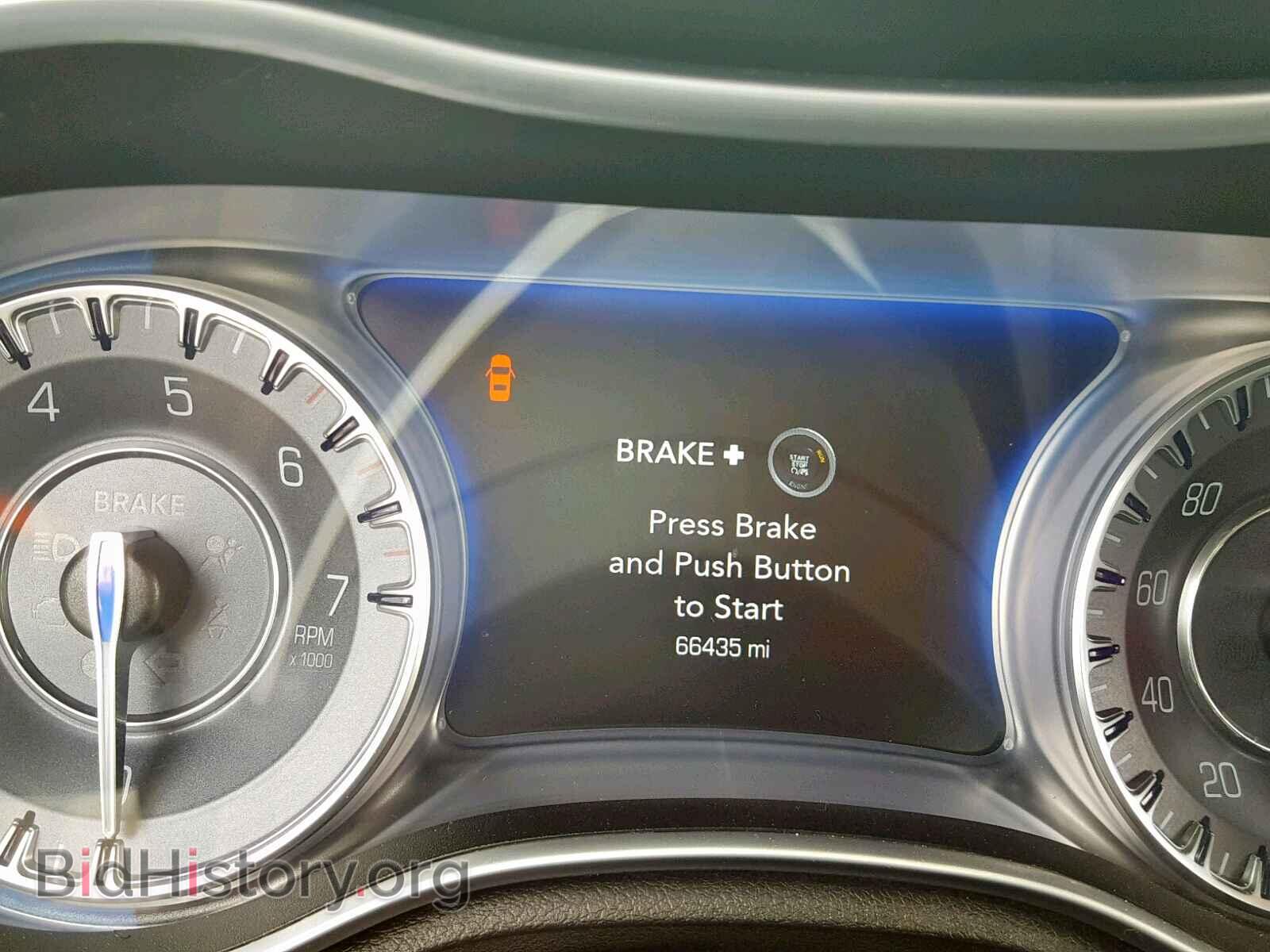2015 CHRYSLER 300 - VIN: 2C3CCAET2FH859712 - Фото 8