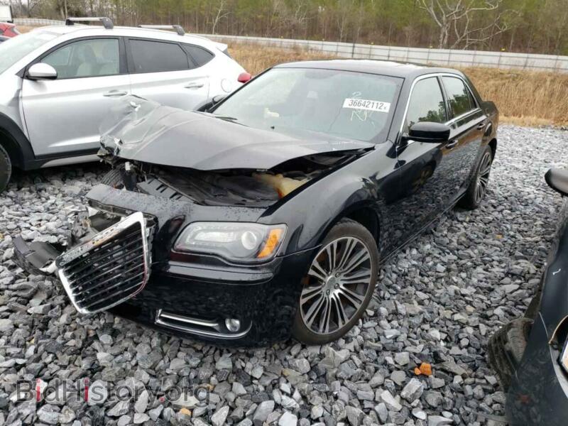 2012 Chrysler 300 (VIN 2C3CCABG2CH180784) — фото 2 из 2