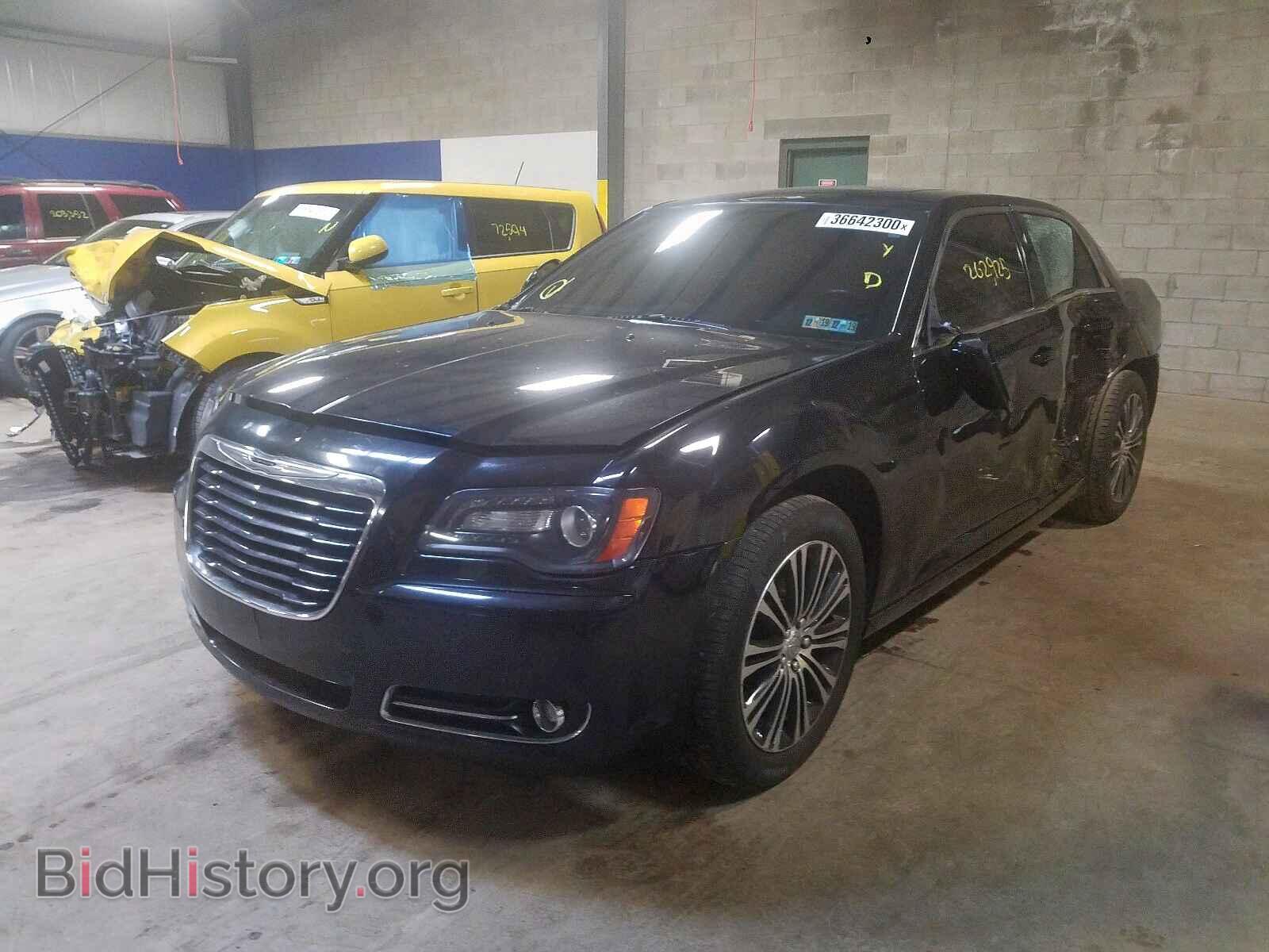 2014 CHRYSLER 300 - VIN: 2C3CCAGG7EH190352 - Фото 2