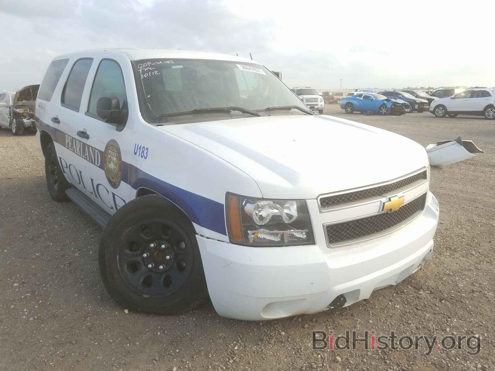 Photo 1GNLC2E08ER228167 - CHEVROLET TAHOE 2014