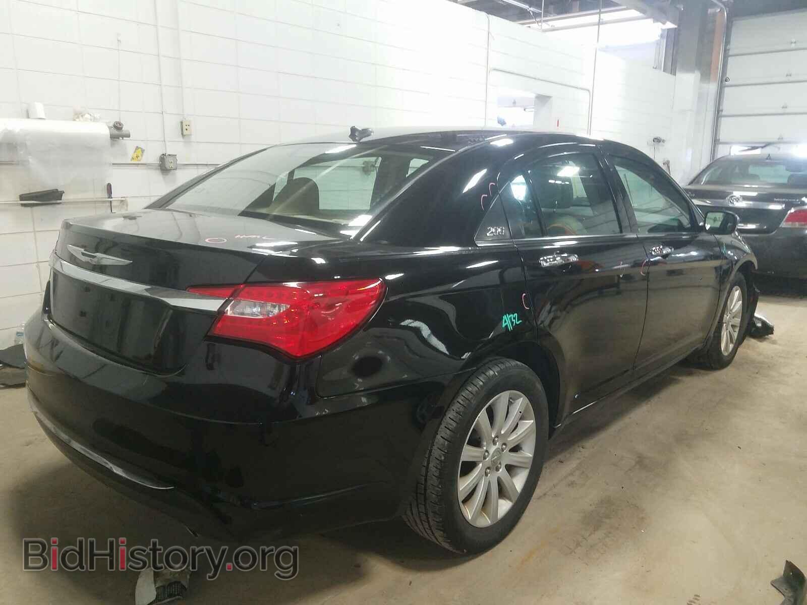 2013 CHRYSLER 200 - VIN: 1C3CCBCG9DN744976 - Photo 4