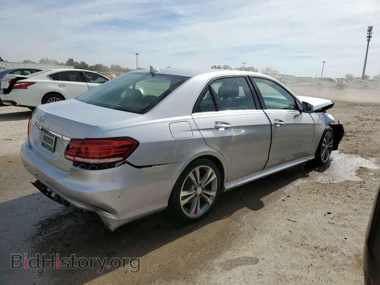 2014 MERCEDES-BENZ E-CLASS - VIN: WDDHF5KB9EA884119 - Фото 3