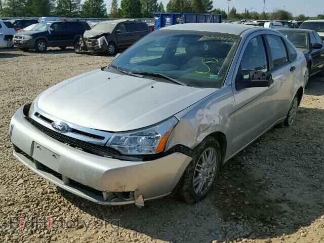 2009 FORD FOCUS - VIN: 1FAHP35N39W242592 - Фото 2