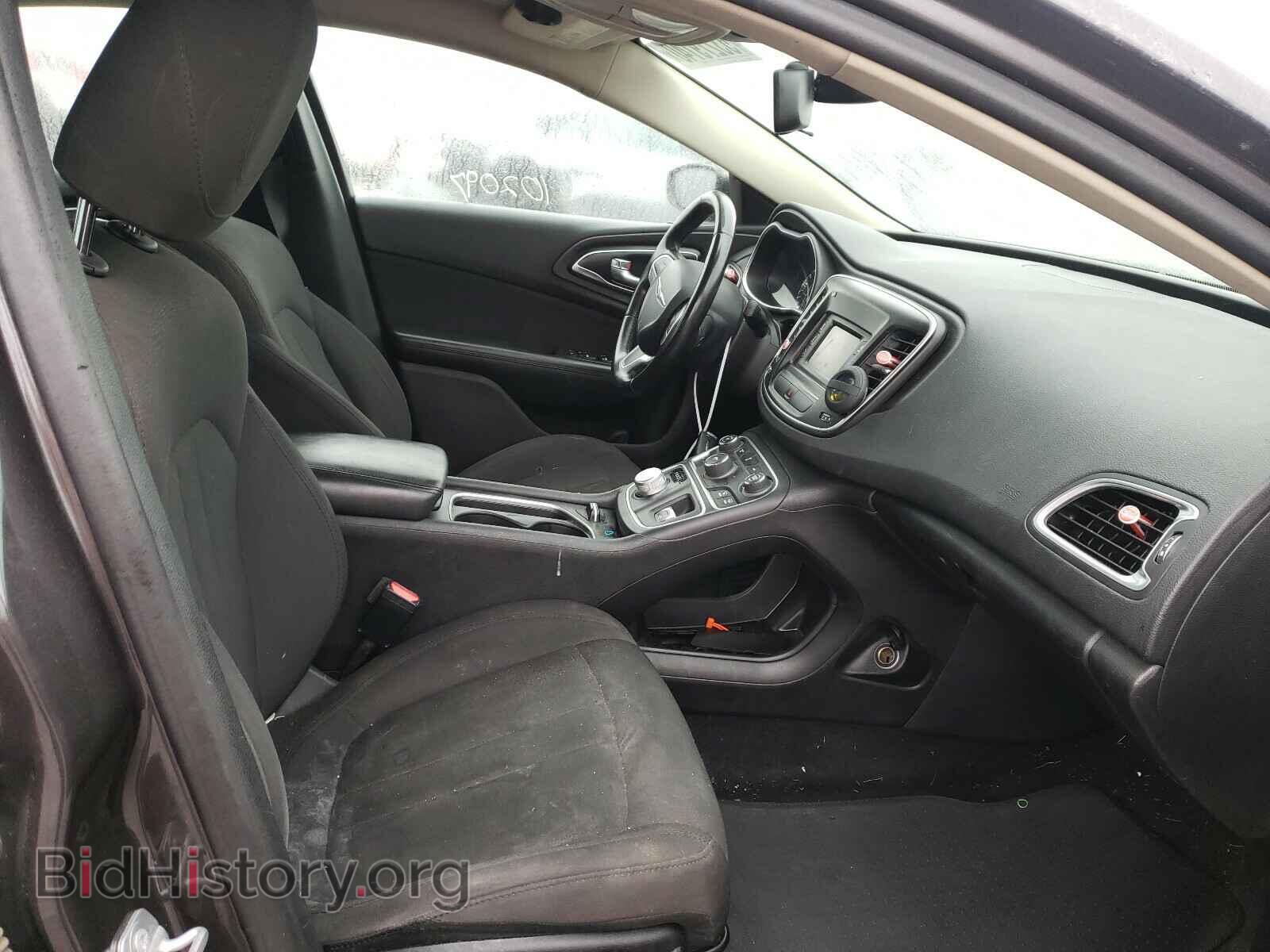 2016 CHRYSLER 200 - VIN: 1C3CCCAB3GN137070 - Photo 5