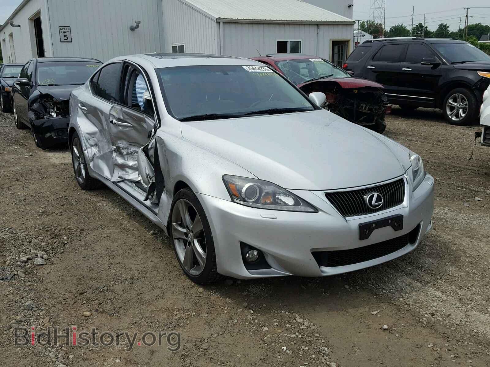 Фотография JTHBE5C21B5026941 - LEXUS IS 2011
