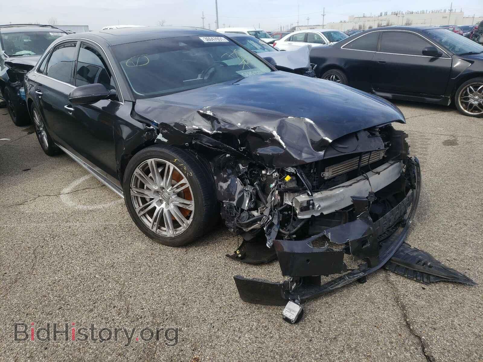 Photo WAURVAFD4BN015094 - AUDI A8 2011