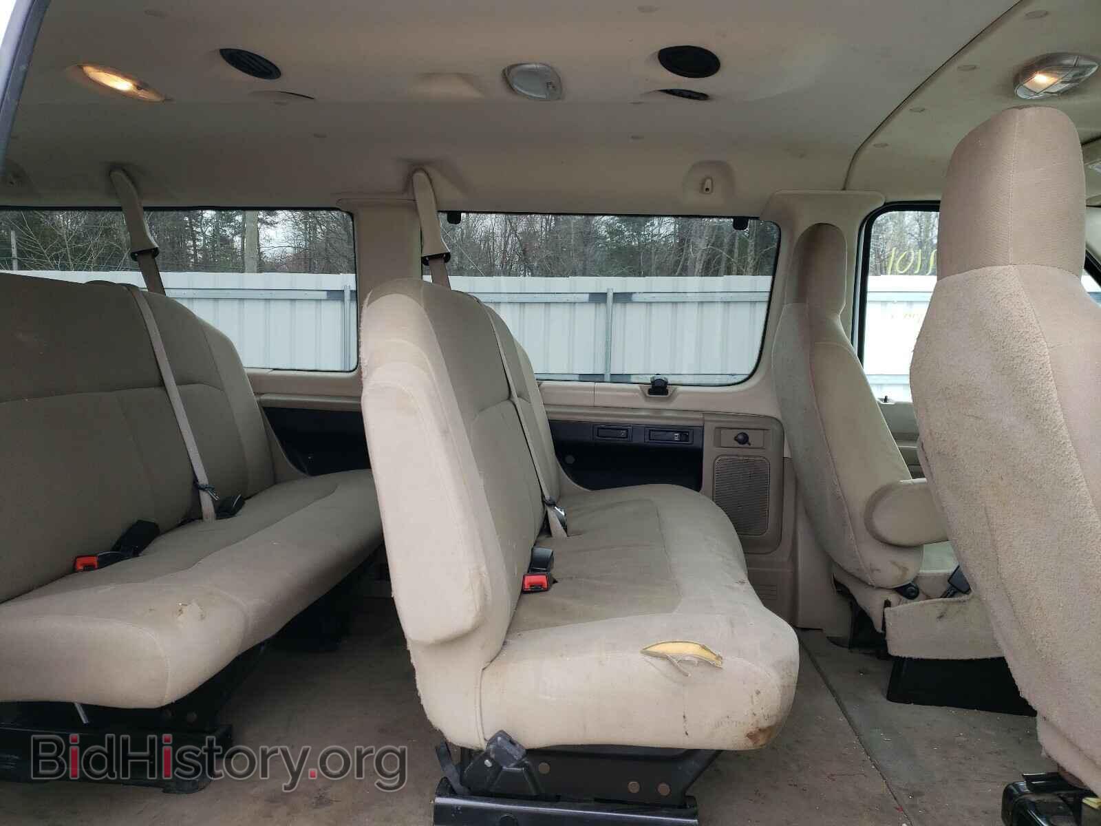 2010 FORD ECONOLINE - VIN: 1FBNE3BL7ADA52093 - Фото 6