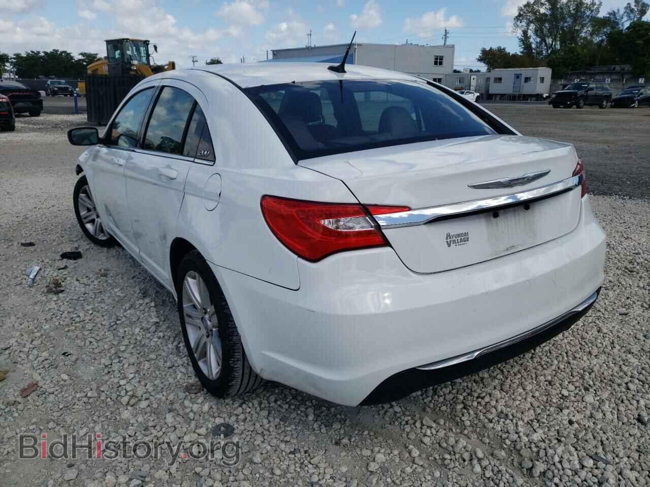 2013 CHRYSLER 200 - VIN: 1C3CCBBB0DN763812 - Фото 3