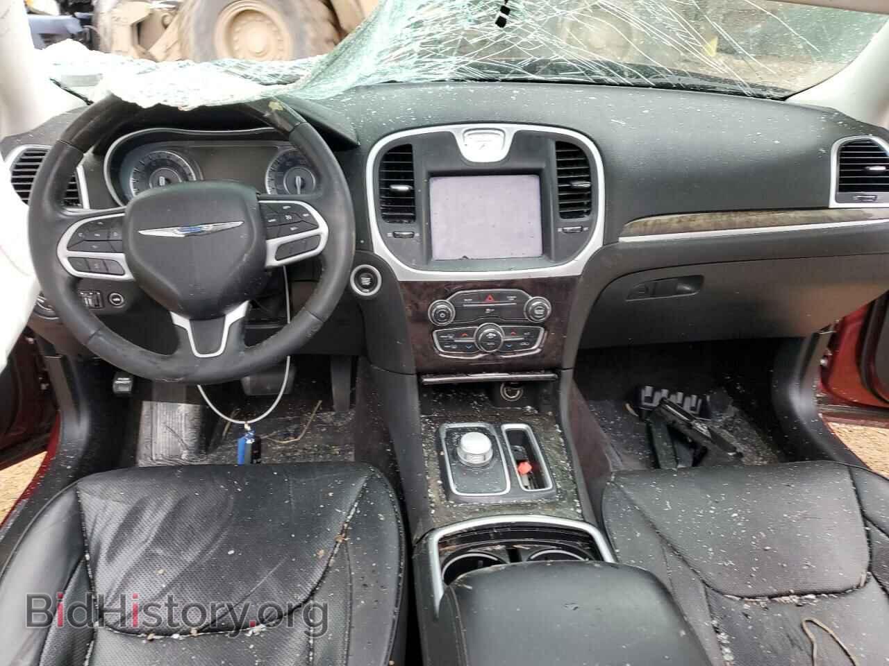 2018 CHRYSLER 300 - VIN: 2C3CCAKG4JH268412 - Фото 8