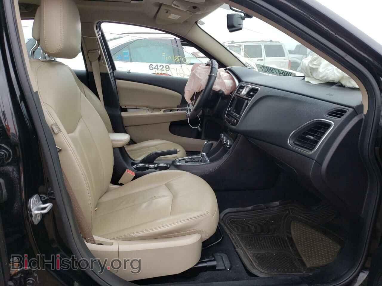 2012 CHRYSLER 200 - VIN: 1C3CCBCG8CN107947 - Фото 5