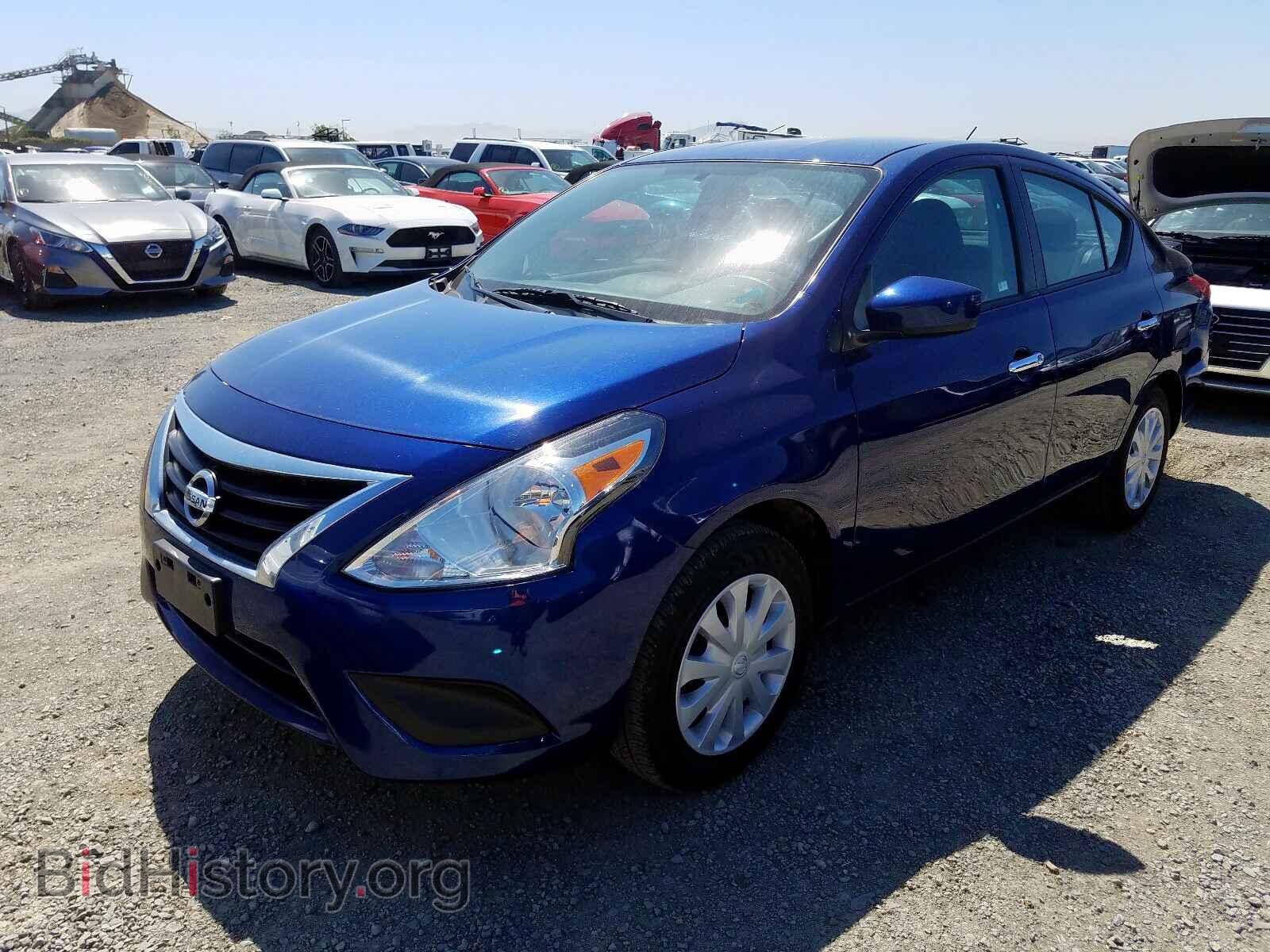 2019 NISSAN VERSA - VIN: 3N1CN7AP3KL815384 - Photo 2