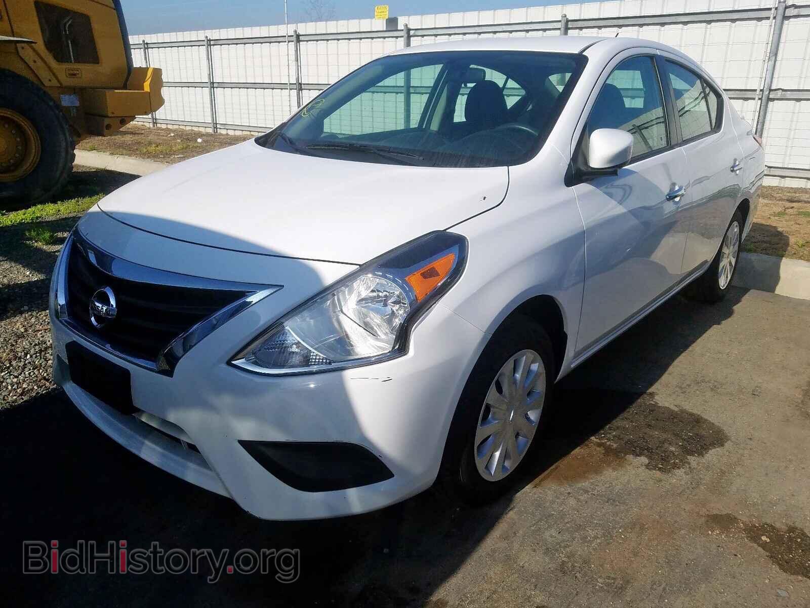 2019 NISSAN VERSA - VIN: 3N1CN7AP3KL824019 - Photo 2