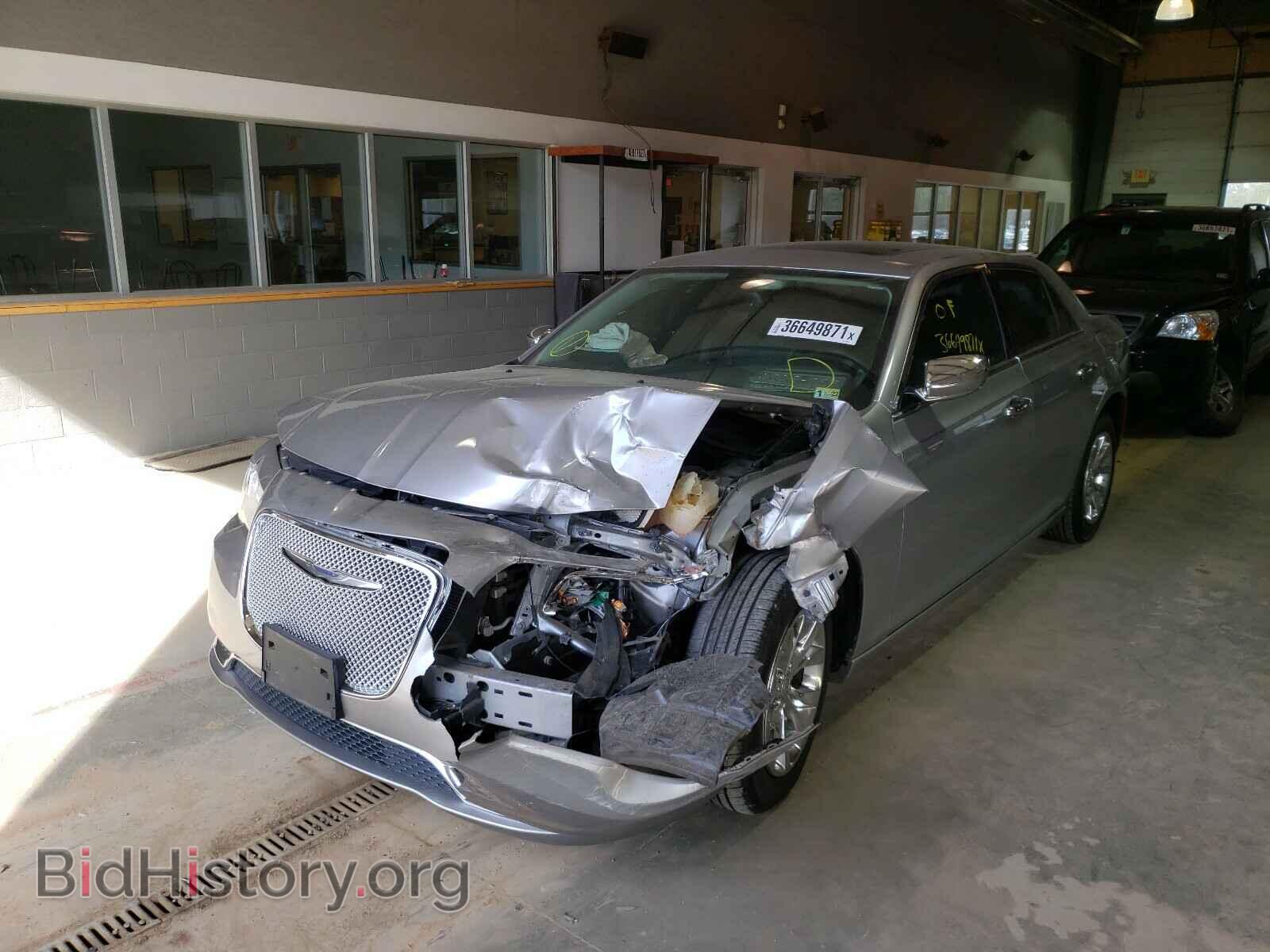 2016 CHRYSLER 300 - VIN: 2C3CCAAG8GH189545 - Фото 2