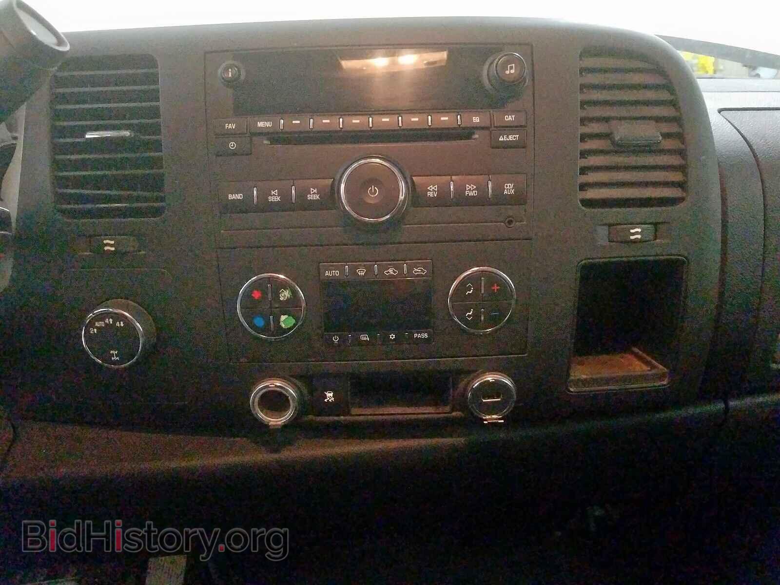 2011 GMC SIERRA - VIN: 3GTP2VE32BG162431 - Фото 9