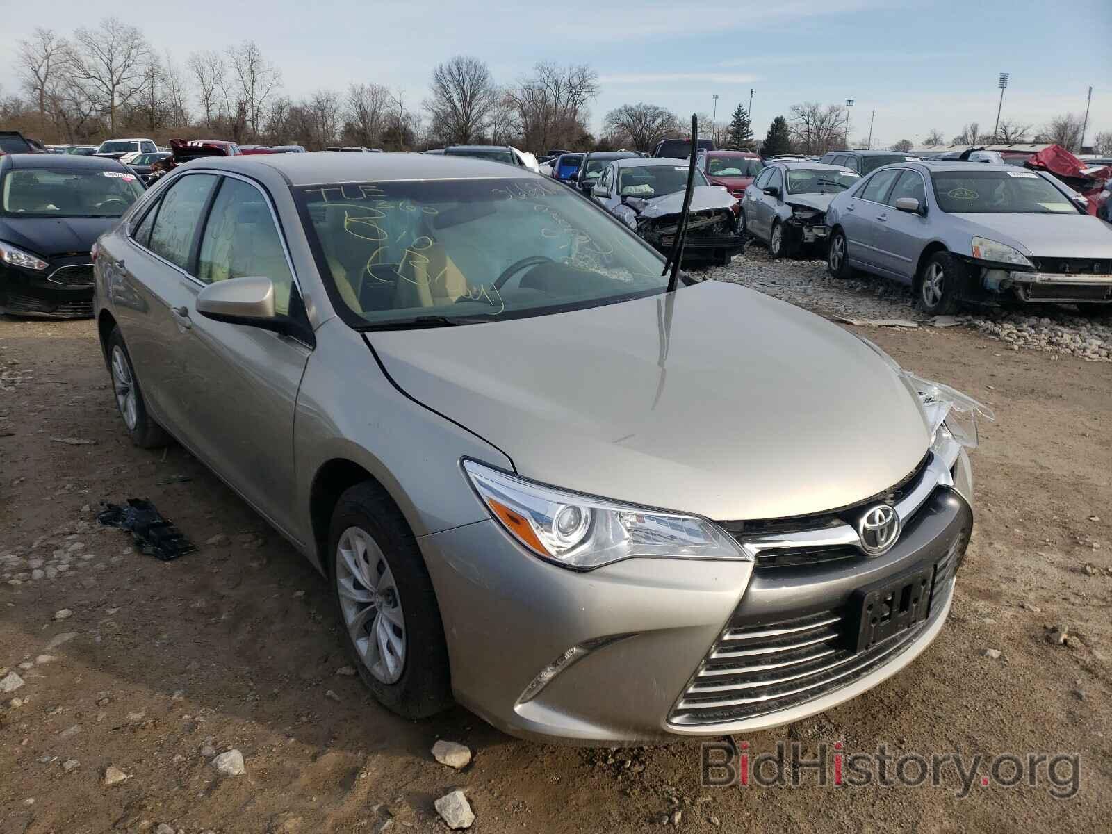 Photo 4T1BF1FK2HU739800 - TOYOTA CAMRY 2017