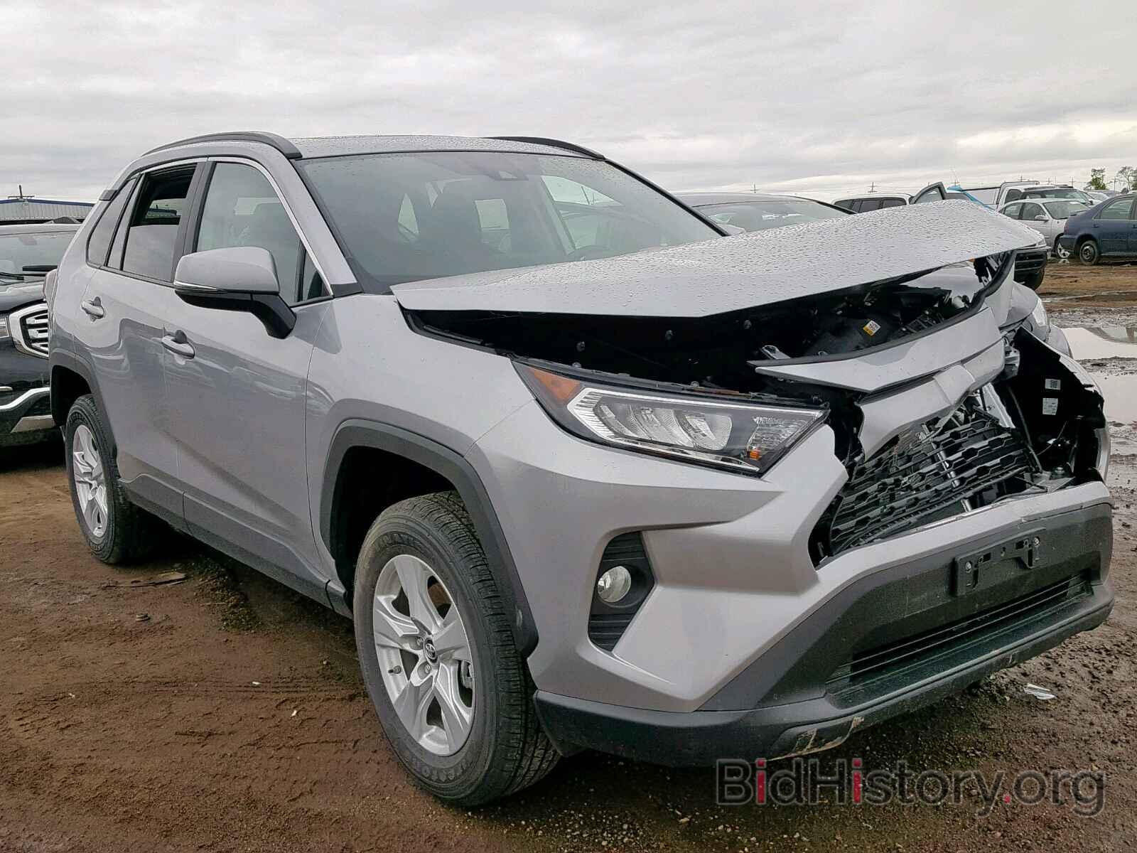 Фотография 2T3P1RFV4KW044665 - TOYOTA RAV4 XLE 2019