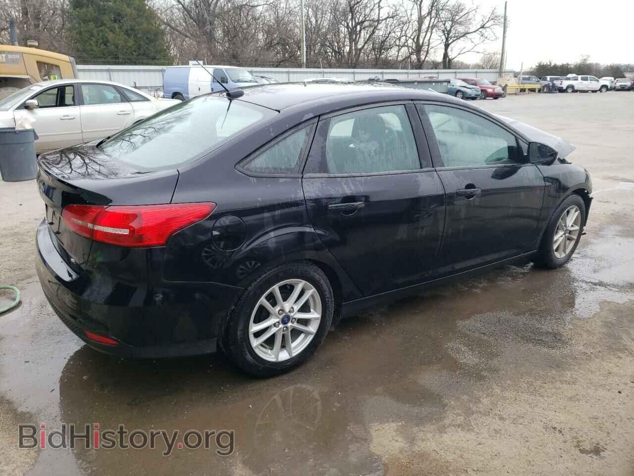 2016 FORD FOCUS - VIN: 1FADP3F2XGL393849 - Фото 3