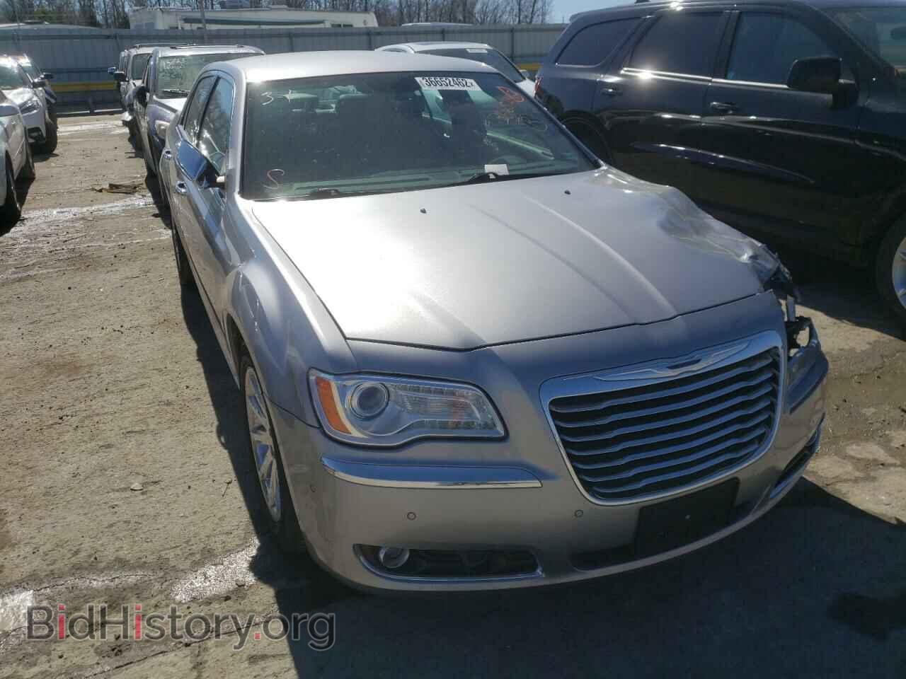 Фотография 2C3CCAET5DH667794 - CHRYSLER 300 2013