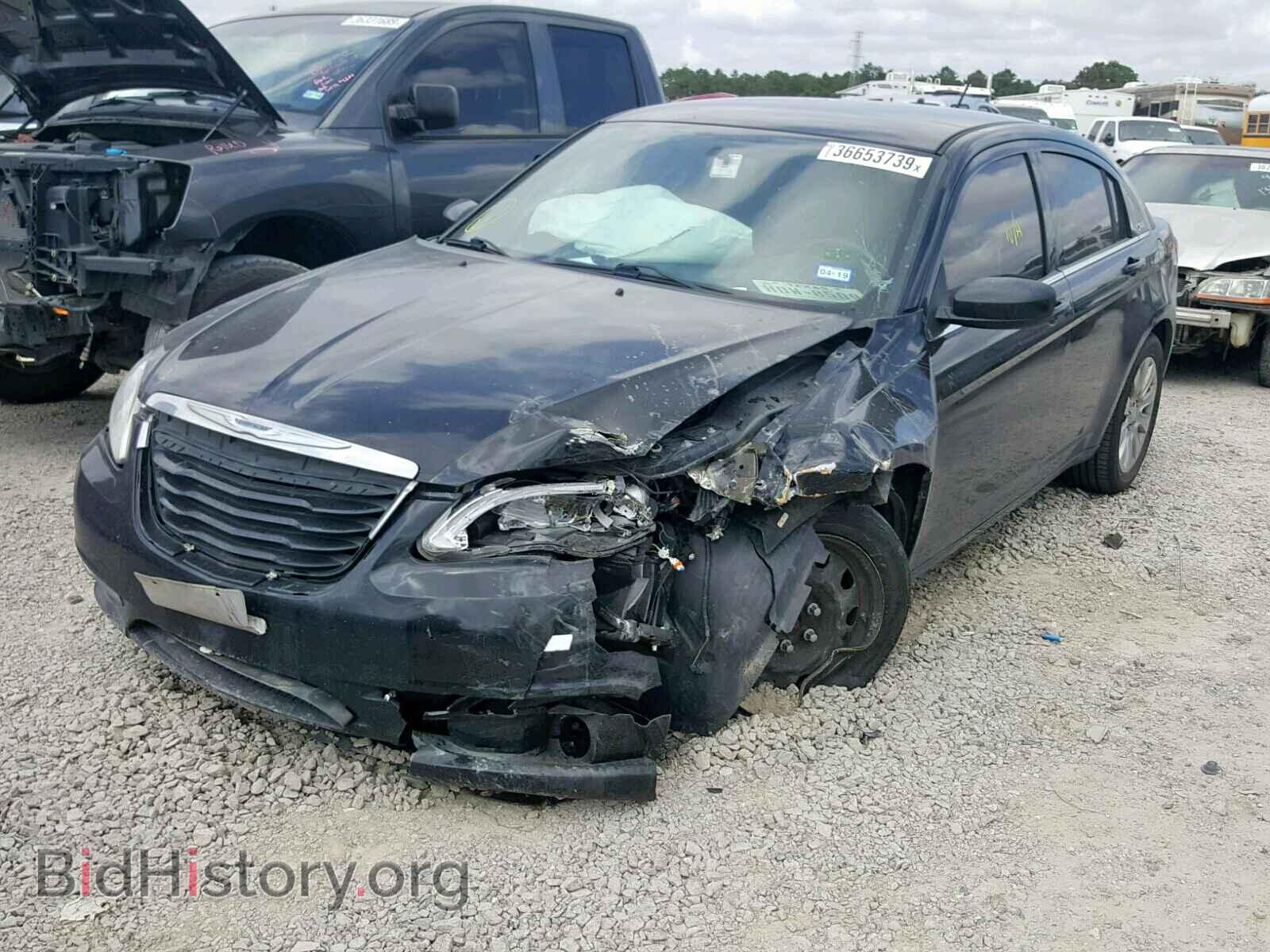 2014 CHRYSLER 200 - VIN: 1C3CCBAB1EN206409 - Фото 2