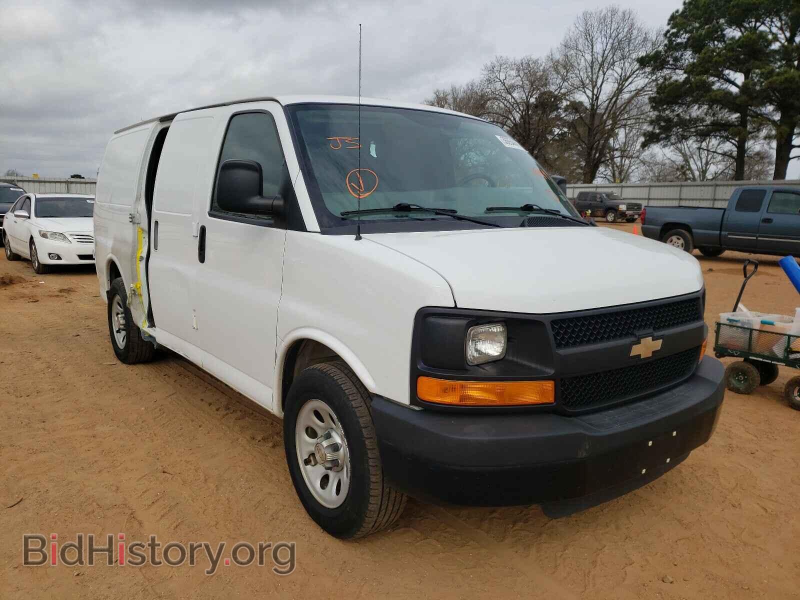 Photo 1GCSGAF47C1131994 - CHEVROLET EXPRESS 2012