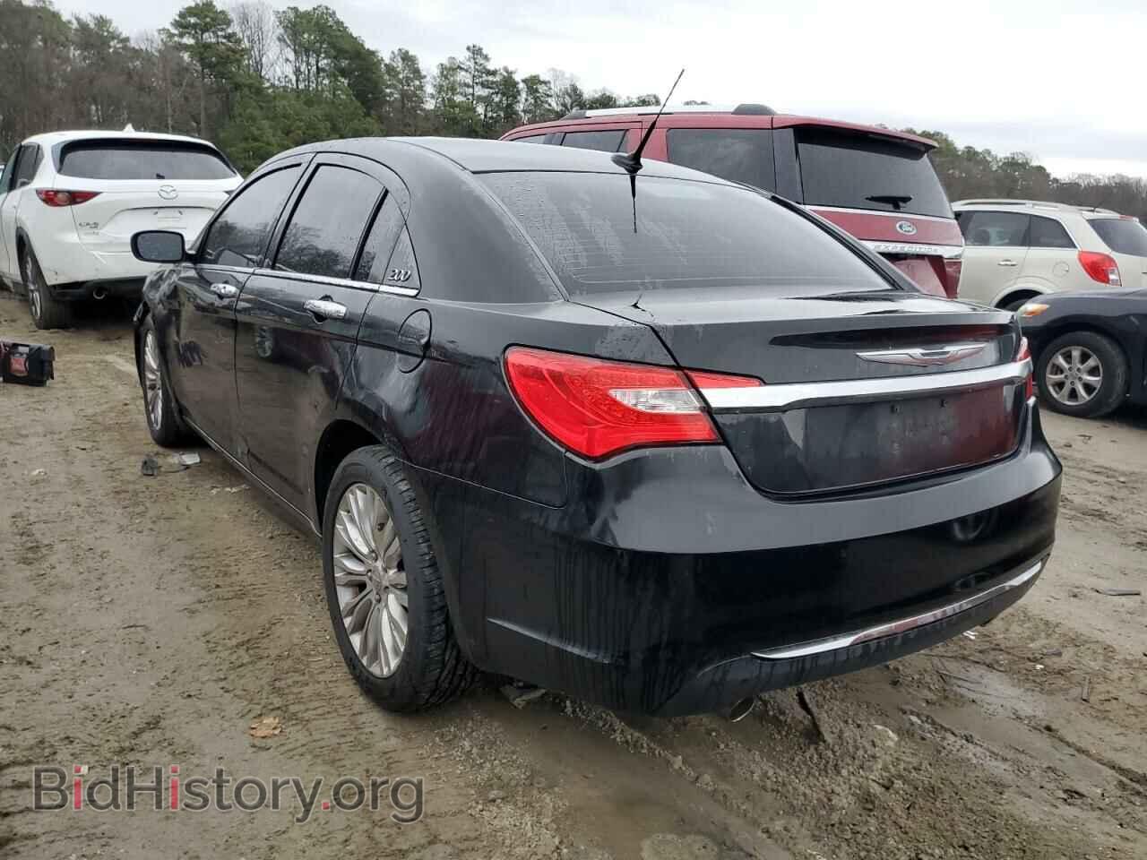 2011 CHRYSLER 200 - VIN: 1C3BC2FG9BN503679 - Фото 2