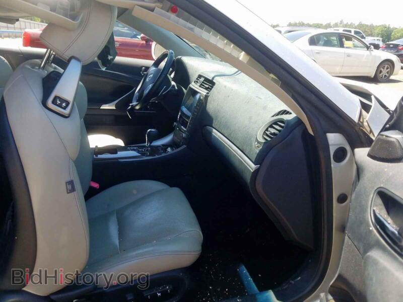 2012 Lexus IS (VIN JTHFF2C21C2524332) — фото 5 из 10