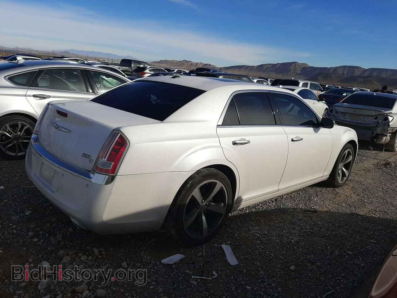2011 CHRYSLER 300 - VIN: 2C3CA6CT5BH528445 - Фото 3