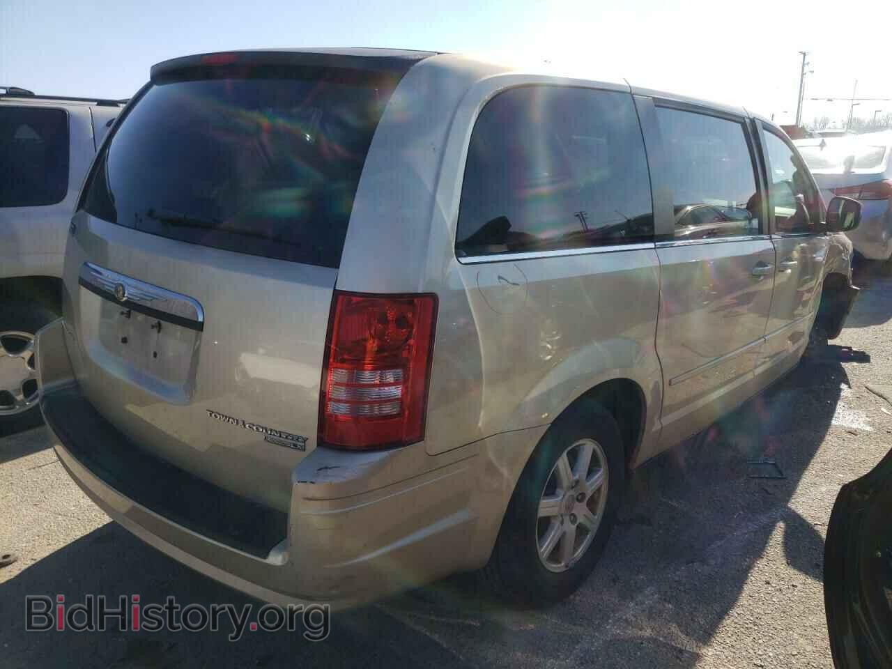 2010 CHRYSLER MINIVAN - VIN: 2A4RR2D15AR400343 - Фото 4