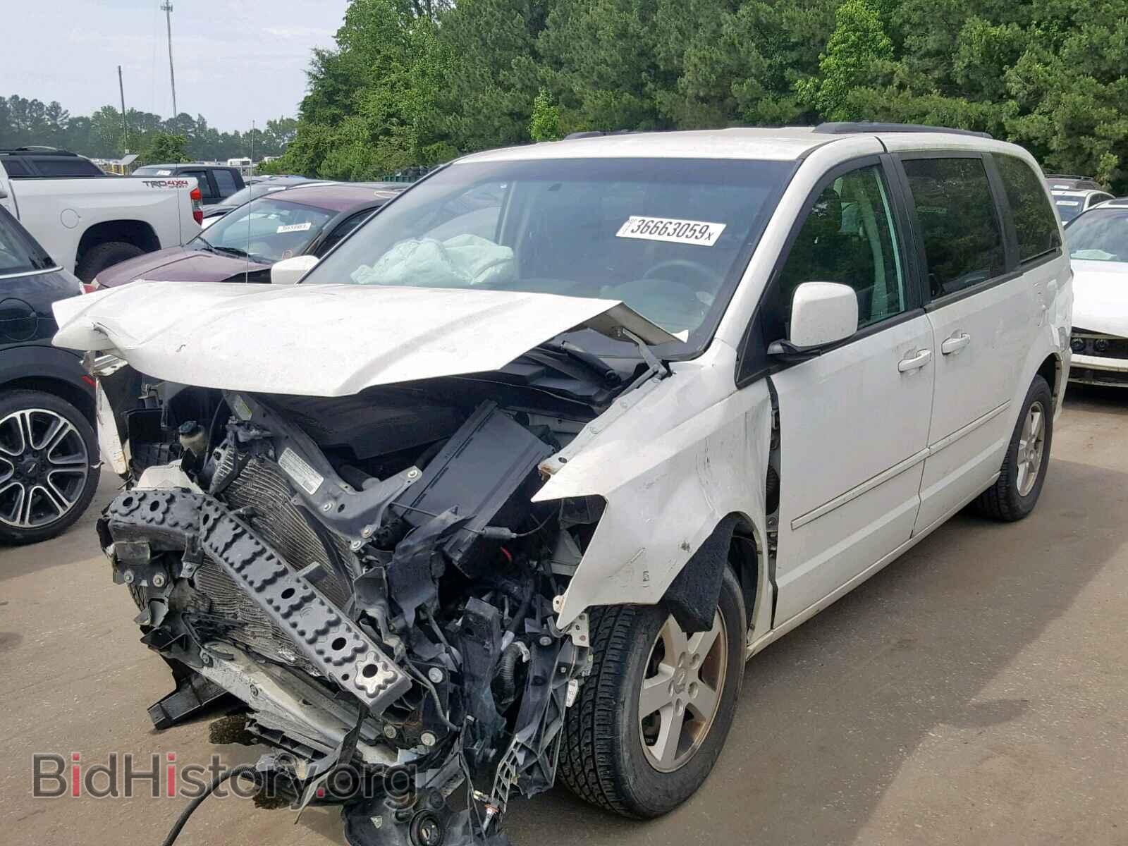 2011 DODGE GRAND CARA - VIN: 2D4RN3DG8BR640079 - Фото 2