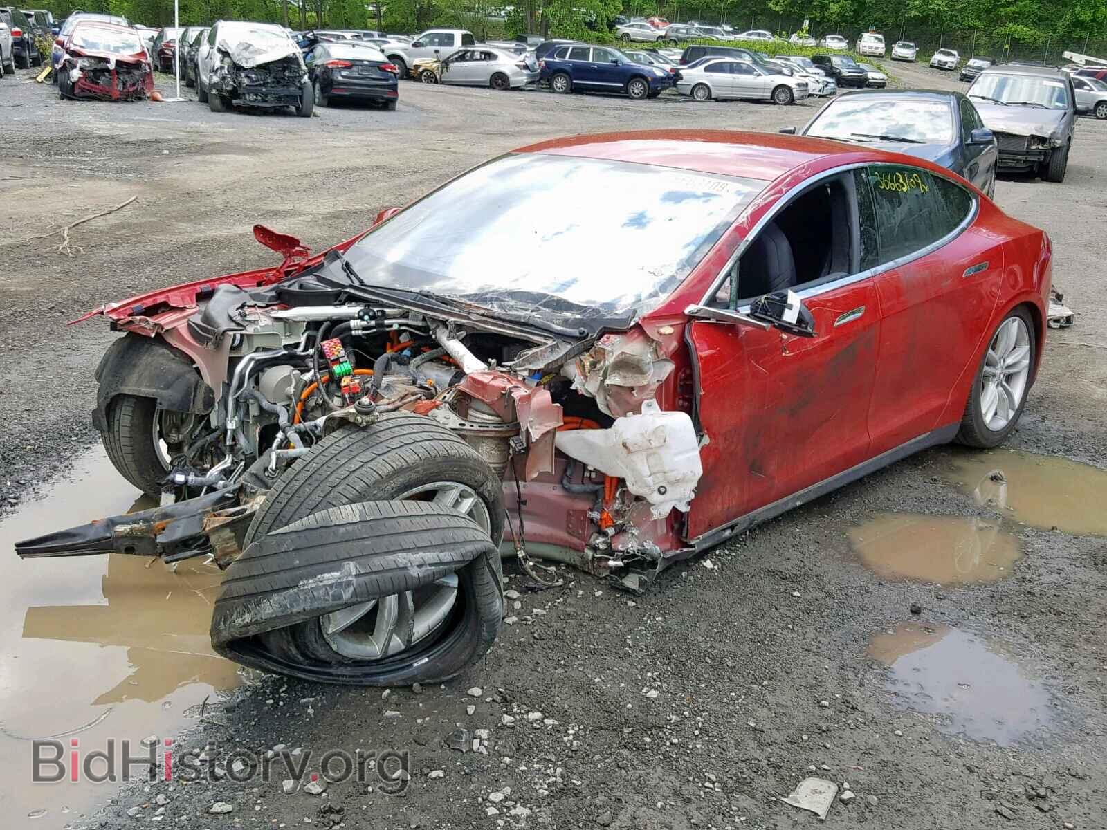 2015 TESLA MODEL S - VIN: 5YJSA1H2XFF086039 - Фото 2