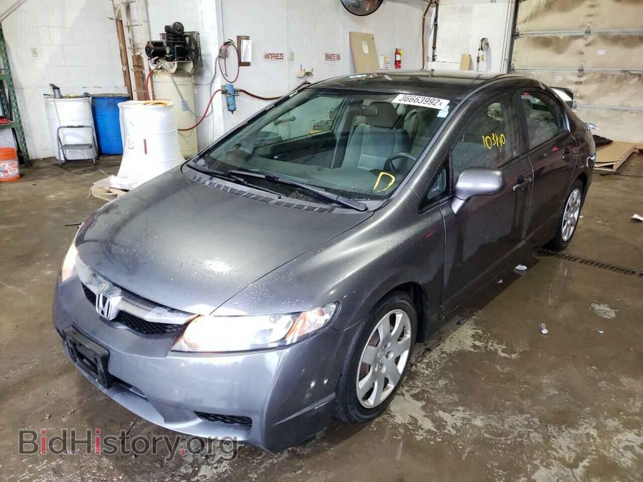 2011 HONDA CIVIC - VIN: 19XFA1F59BE030608 - Фото 2