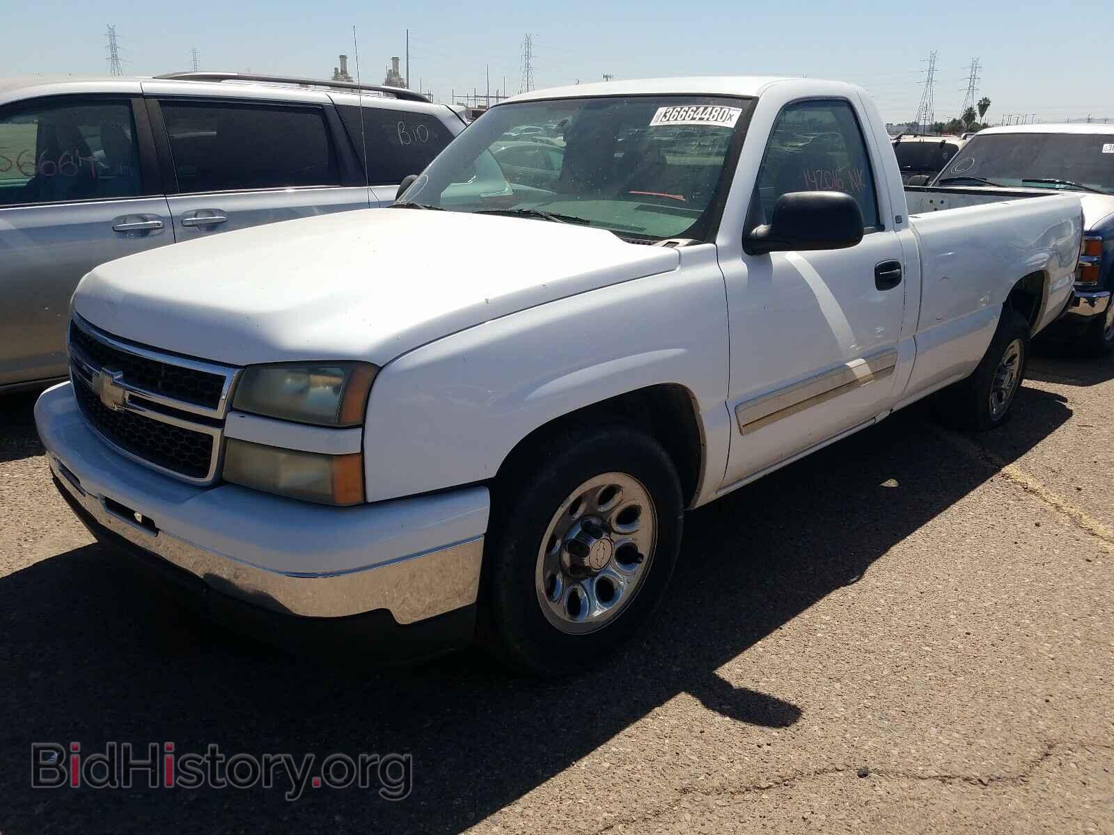 2007 CHEVROLET SILVERADO - VIN: 1GCEC14V37Z130207 - Фото 2