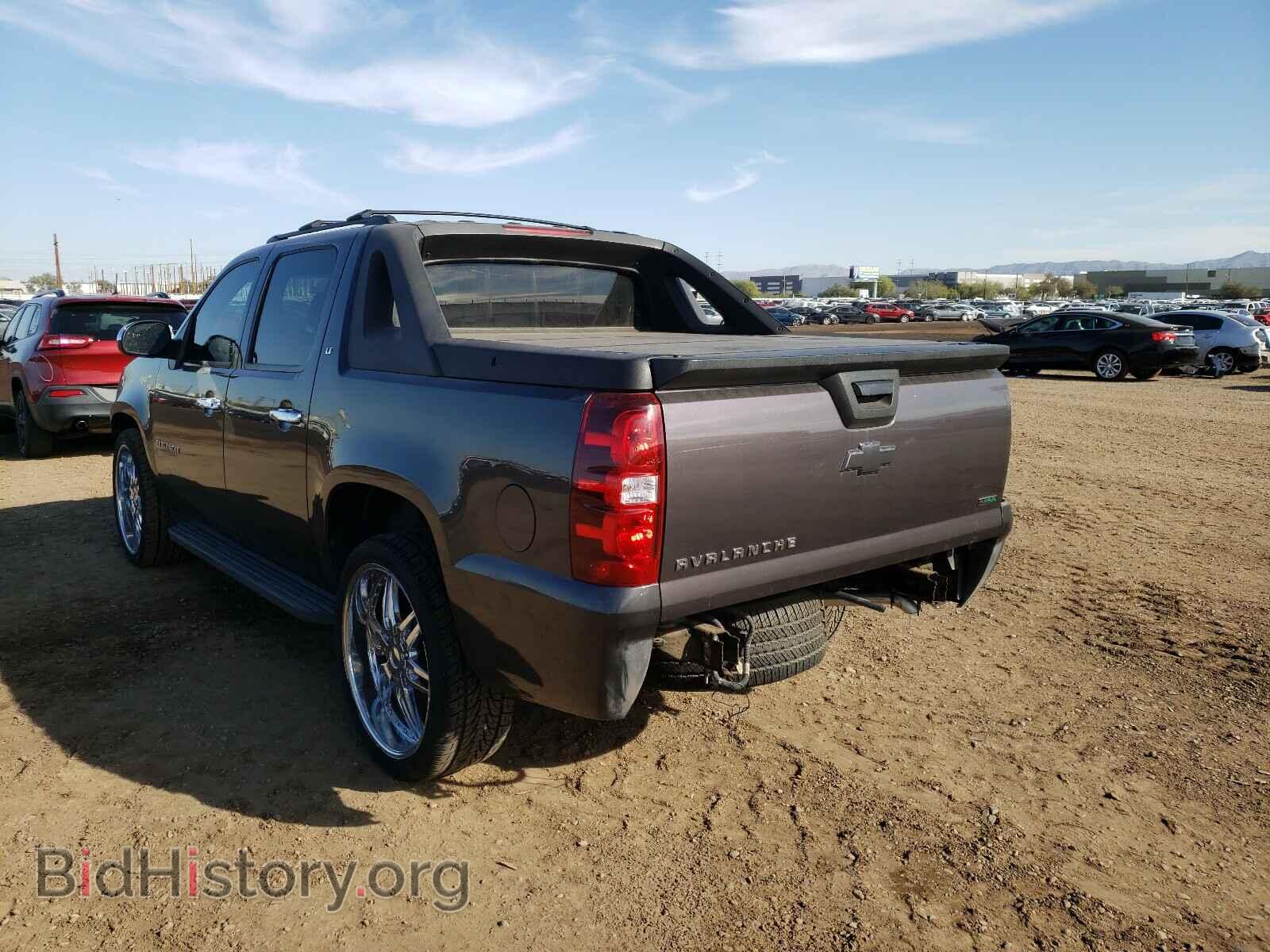 2011 CHEVROLET AVALANCHE - VIN: 3GNMCFE07BG120257 - Фото 3