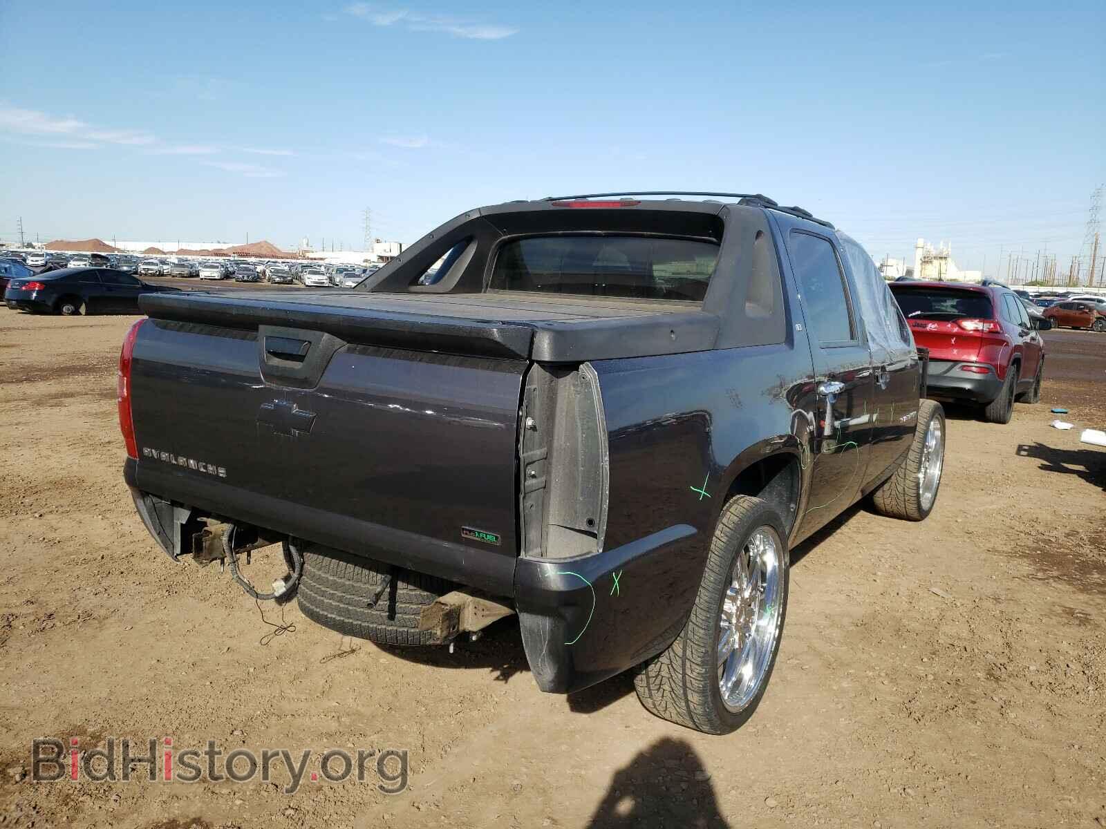 2011 CHEVROLET AVALANCHE - VIN: 3GNMCFE07BG120257 - Фото 4