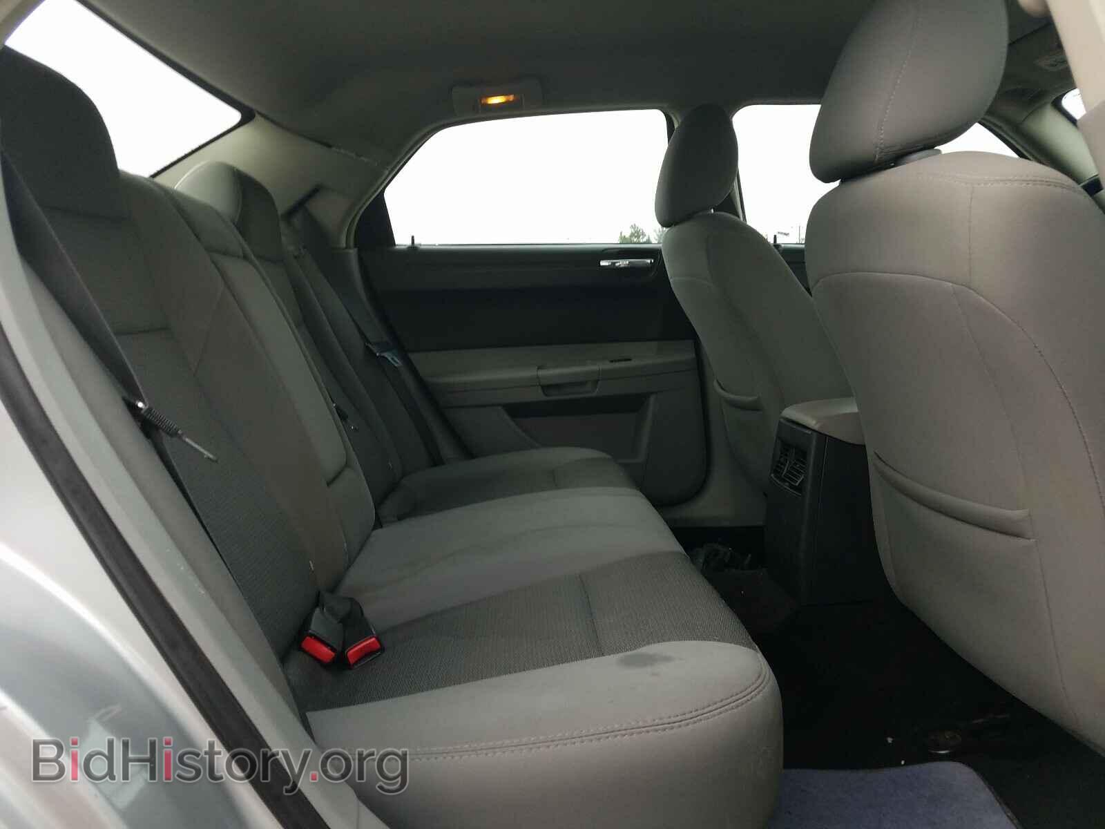 2007 CHRYSLER 300 - VIN: 2C3KA43R07H673520 - Фото 6