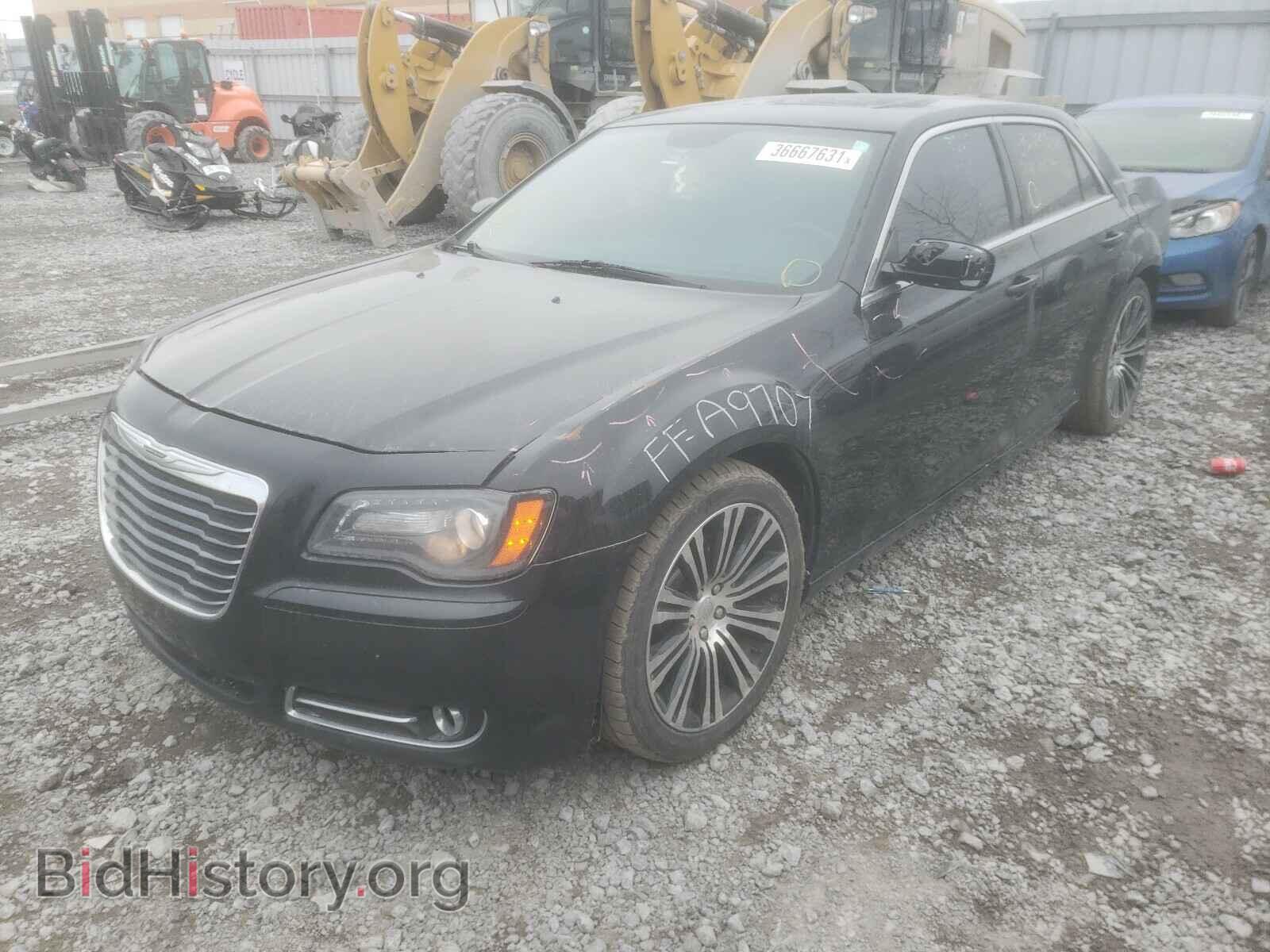 2013 CHRYSLER 300 - VIN: 2C3CCABG2DH697150 - Photo 2