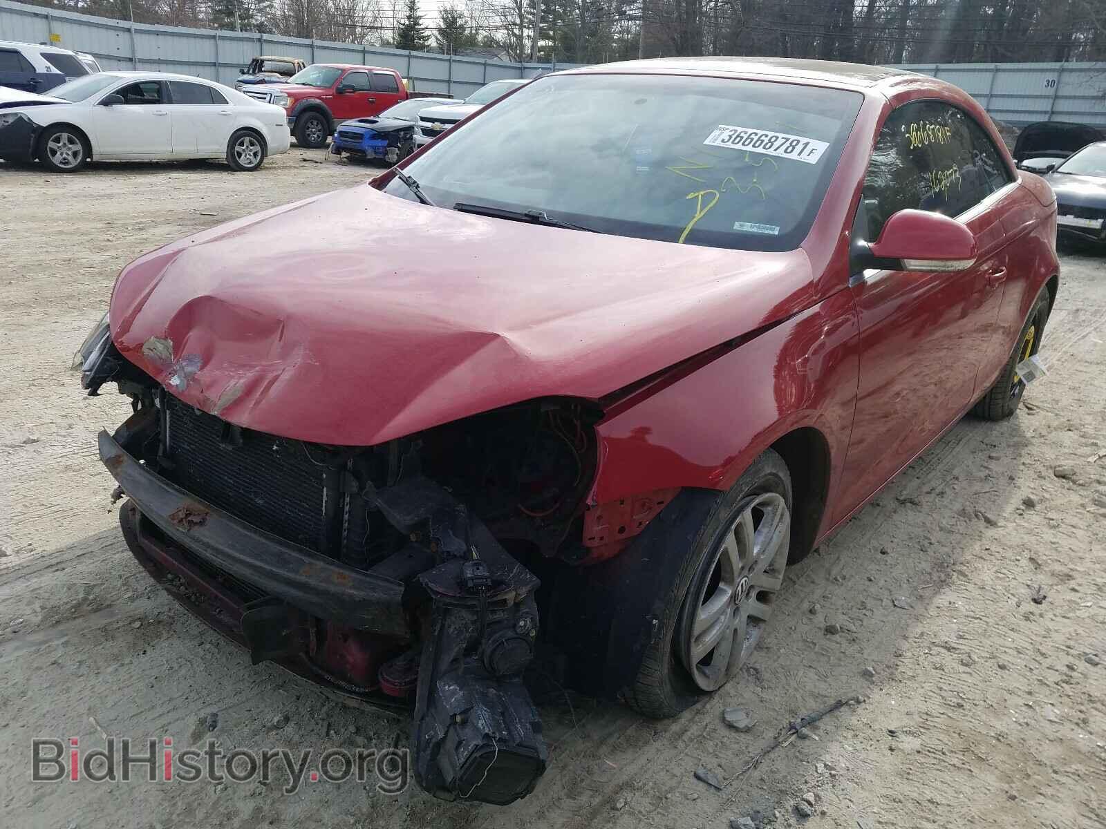 2008 VOLKSWAGEN EOS - VIN: WVWBA71F68V043029 - Фото 2