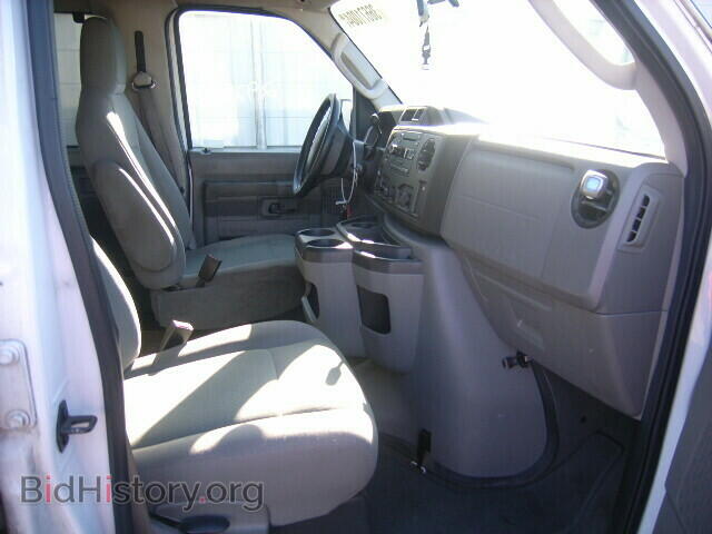 2010 FORD ECONOLINE - VIN: 1FBNE3BL8ADA21676 - Фото 5