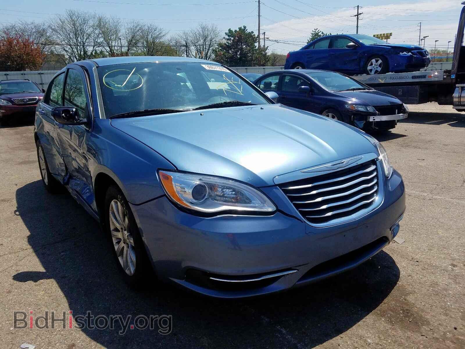 Photo 1C3BC1FG9BN577372 - CHRYSLER 200 2011