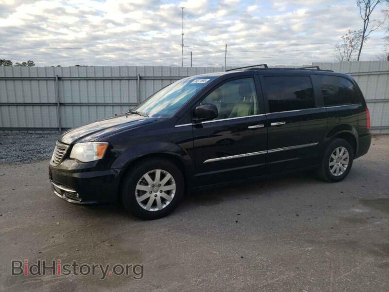 2015 Chrysler MINIVAN Town & COU (VIN 2C4RC1BG2FR583166) — photo 1 of 12, Copart, damage: front end