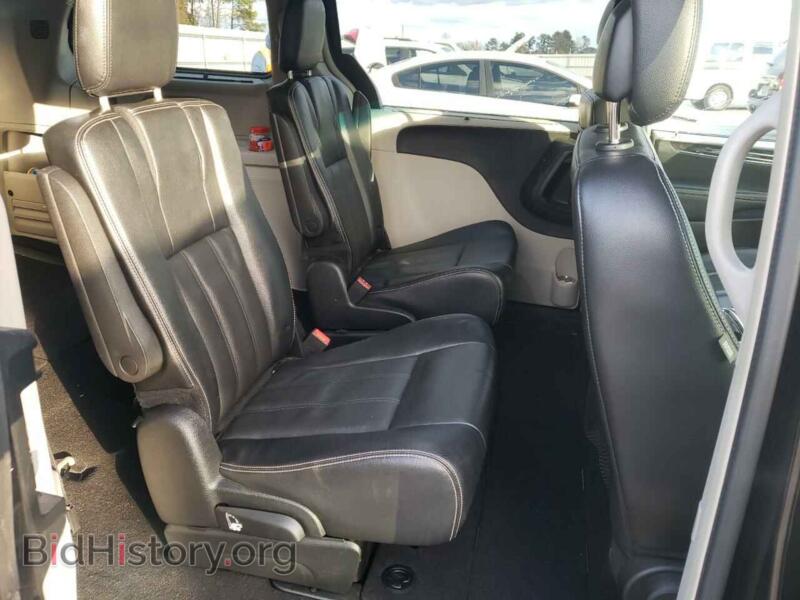 2015 Chrysler MINIVAN (VIN 2C4RC1BG2FR583166) — photo 10 of 12