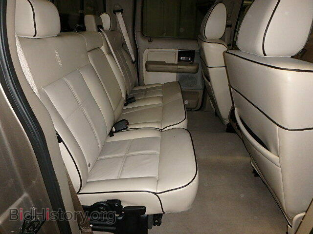 2006 LINCOLN MARK LT - VIN: 5LTPW18596FJ04072 - Фото 6