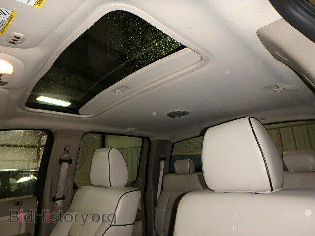 2006 LINCOLN MARK LT - VIN: 5LTPW18596FJ04072 - Фото 9
