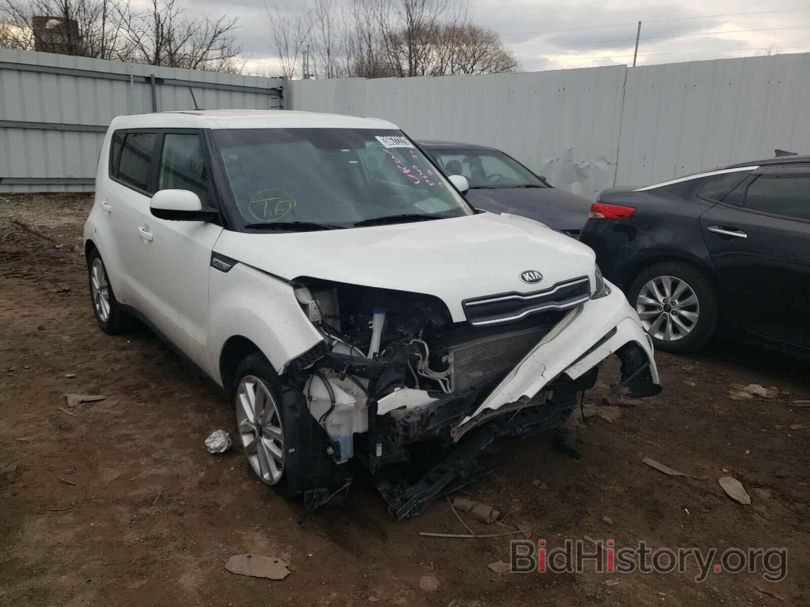 Photo KNDJP3A56K7915926 - KIA SOUL 2019