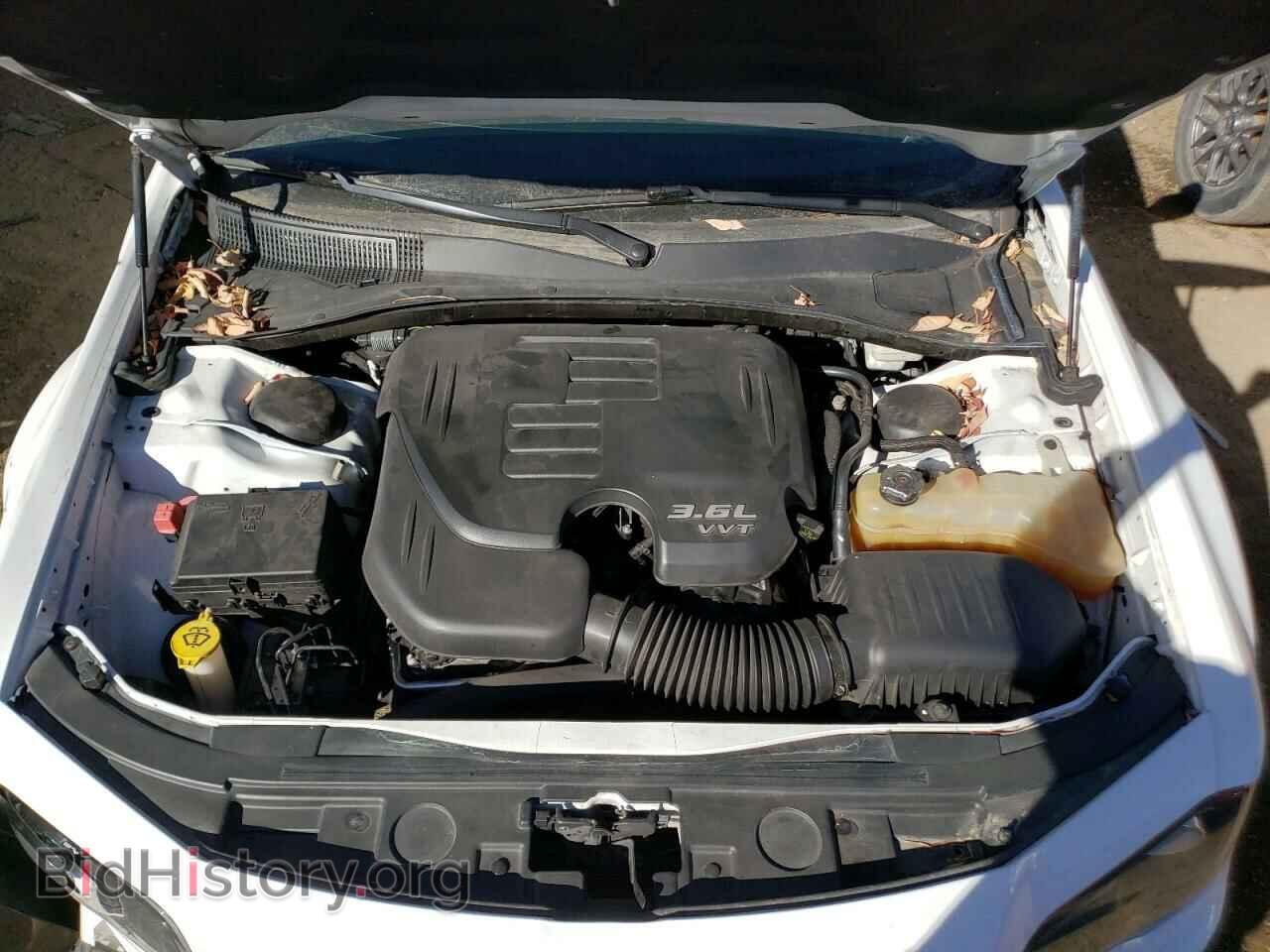 2014 CHRYSLER 300 - VIN: 2C3CCABG0EH382560 - Фото 7